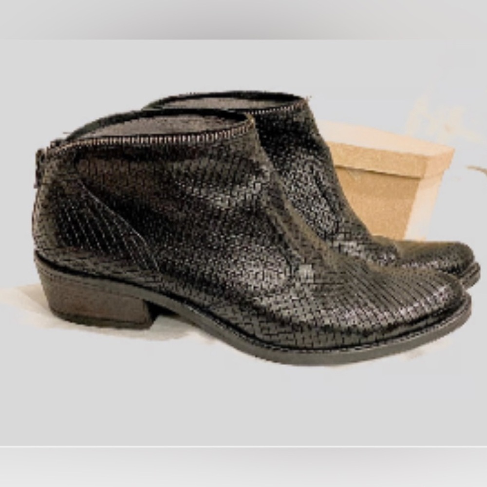Kanna Women's Kelly Booties Size 8 Black Leather Zipper Trim Western Boho